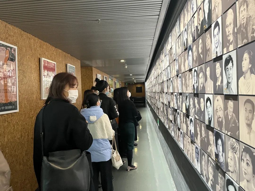 c4065f9bc1f241ac87e2fe4f397d3e7b.jpg 1b47717498687ed44471ff6946699382.jpg