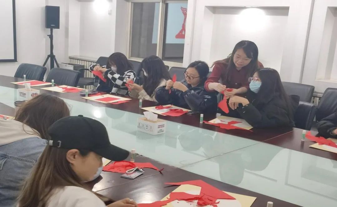 5b479a671b564496a93a8ffff770b286.jpeg image.jpeg