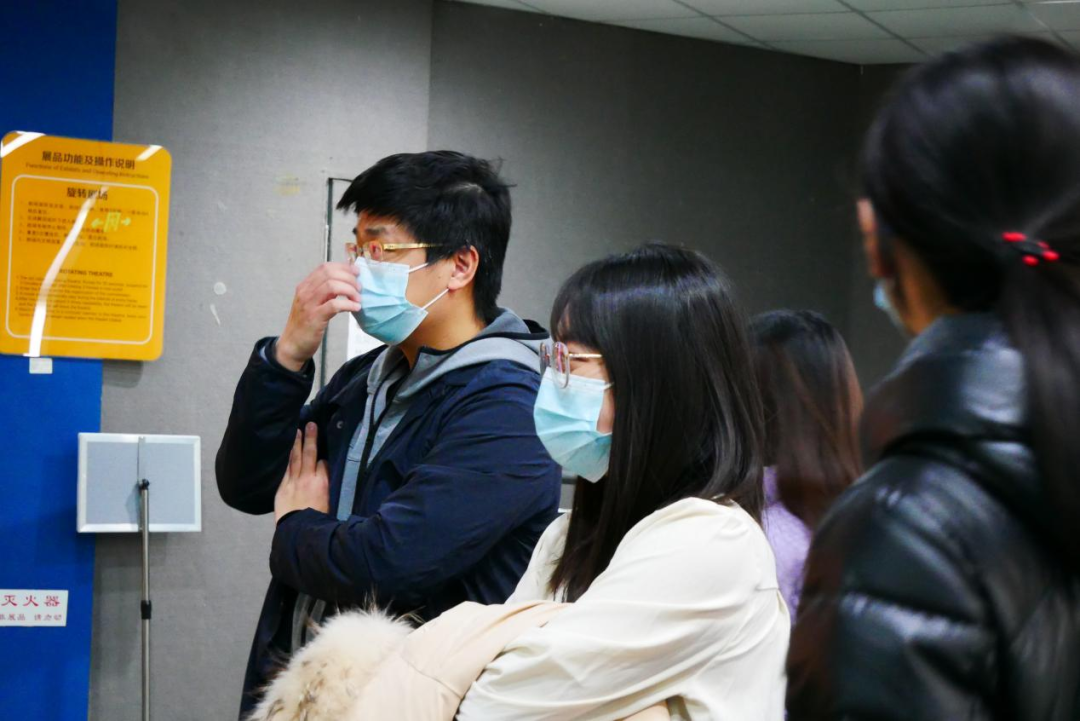 983a7915f6b14d9ca46cd977a2c7986b.png c1a70cd070e235b32a191762794b6da1.png