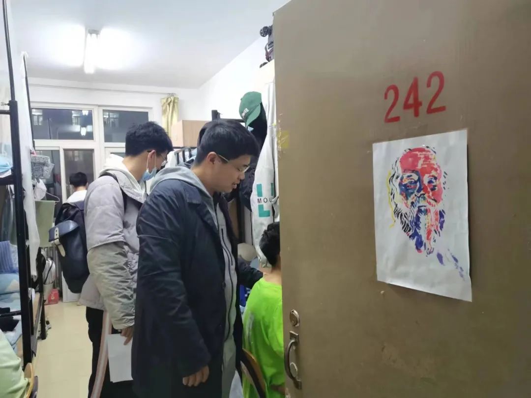 a83a72d8b2a24663a5e35f439386d42e.jpg d38cc224153b0801fbc299a5f13fb420.jpg