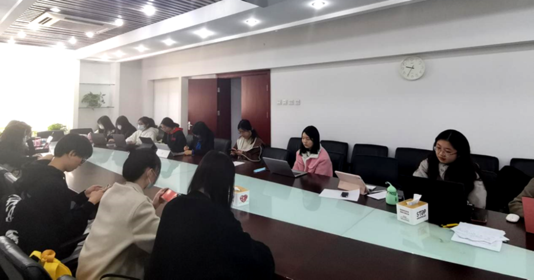 f42de5af4e744c28856816192c52c515.png 43b1808cf54dea0c356f7252fff173a7.png