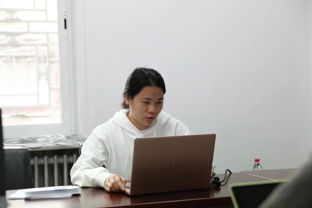 fc2d3416f92a432e83674bf762e412f3.jpg ce06d6140cafcd764551d1ab54ec2595.jpg