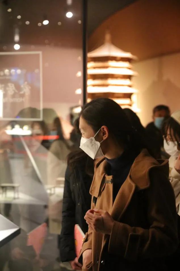 f4b7776ce5e043aebfe7f21a522d288e.jpg 1898e39ae6ba00bc6ae83a3a2675dd08.jpg